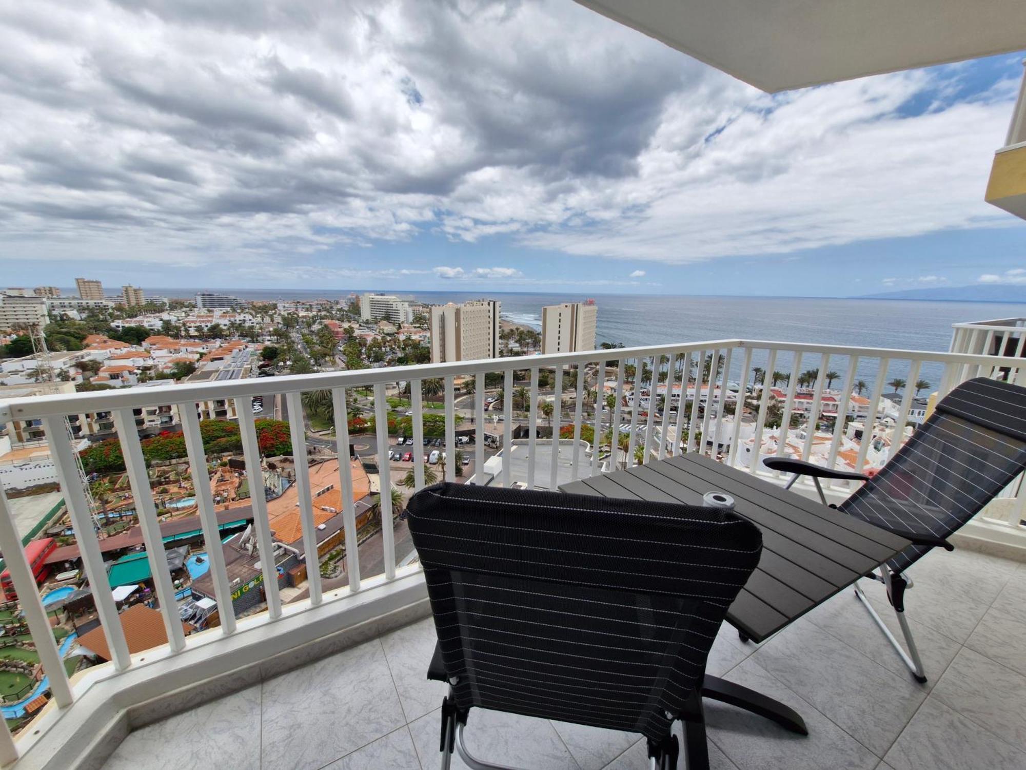 Premier View Americas Apartament *